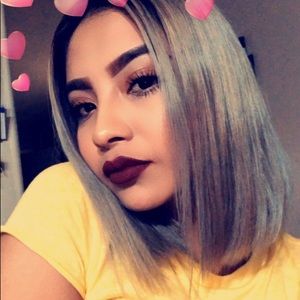 Meet your Posher, Daniela